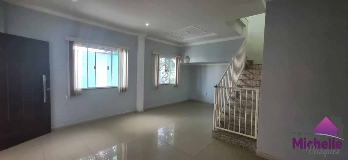 Casa à venda com 4 quartos, 360m² - Foto 2