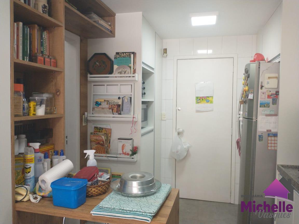 Apartamento à venda com 3 quartos - Foto 34