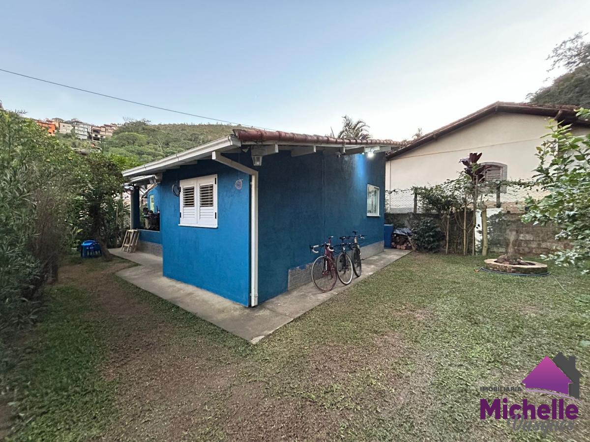 Casa à venda com 2 quartos, 200m² - Foto 13