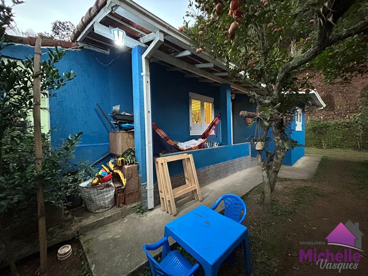 Casa à venda com 2 quartos, 200m² - Foto 14