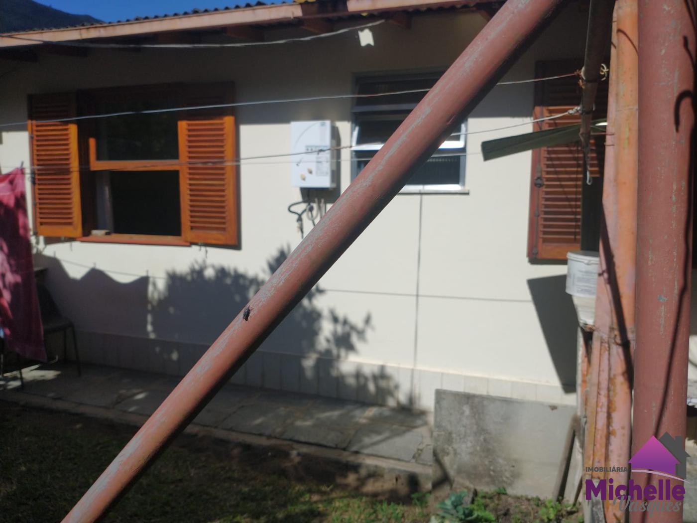 Casa à venda com 2 quartos, 400m² - Foto 16