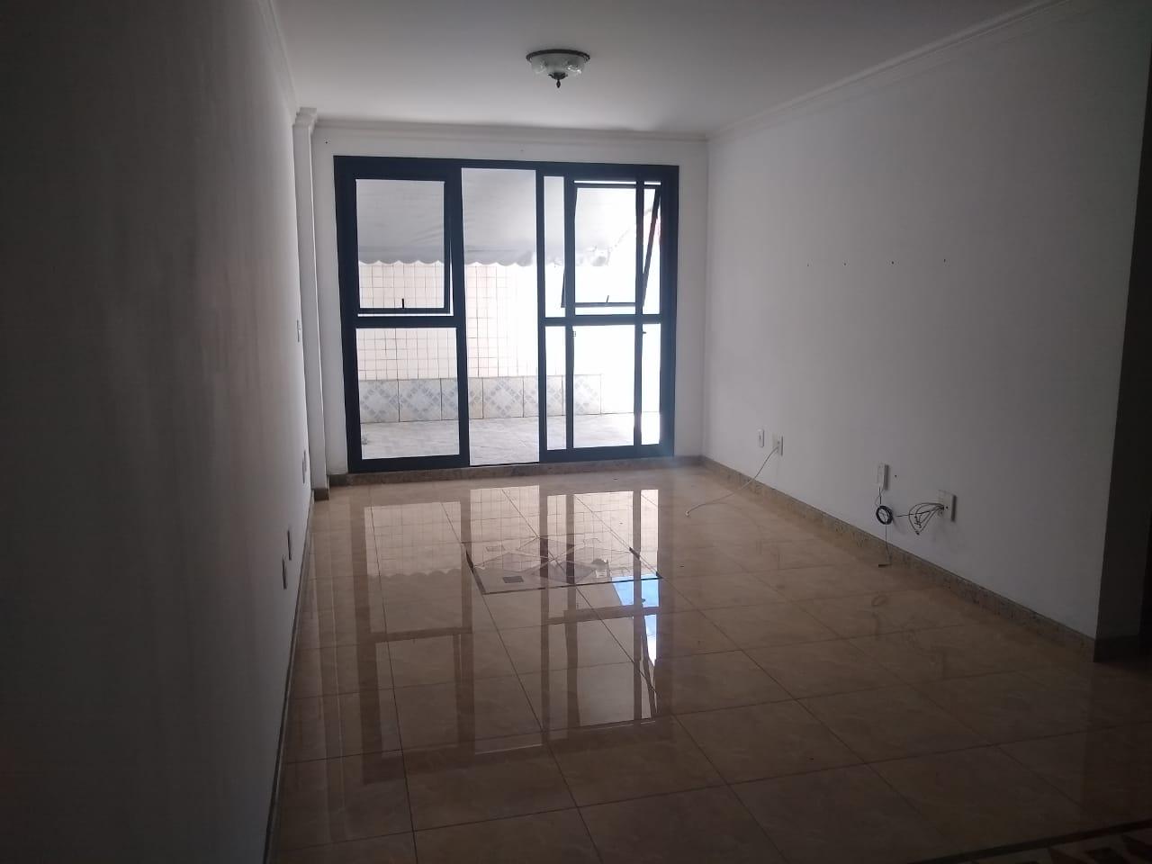 Apartamento à venda com 2 quartos - Foto 2