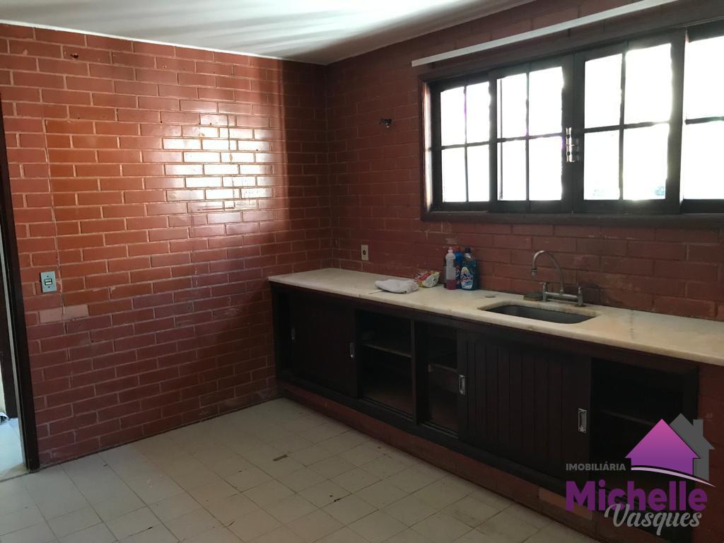 Casa à venda com 2 quartos, 800m² - Foto 17