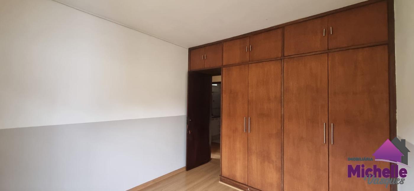 Casa à venda com 3 quartos, 450m² - Foto 13