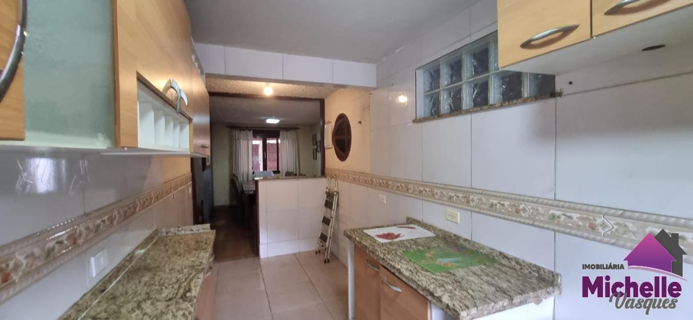 Casa à venda com 3 quartos, 450m² - Foto 17