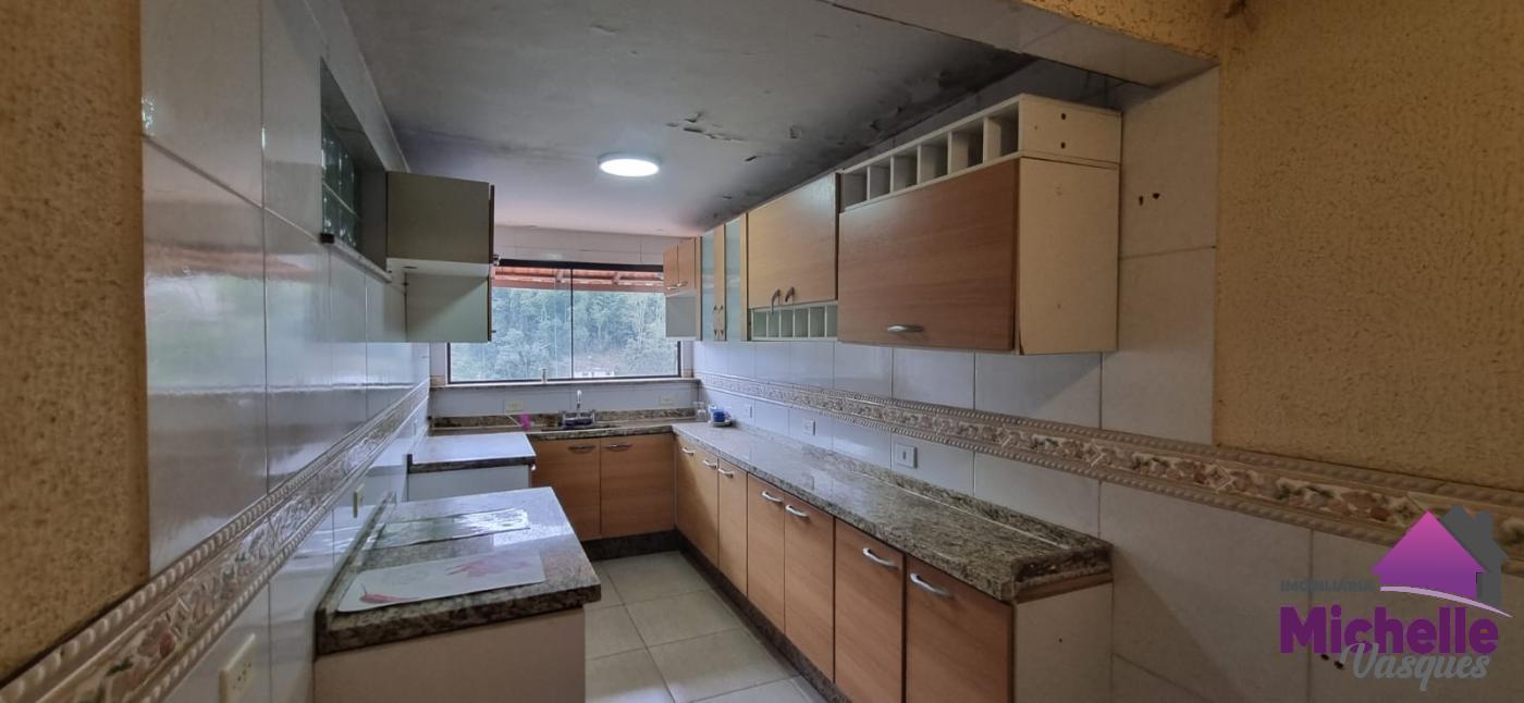 Casa à venda com 3 quartos, 450m² - Foto 18