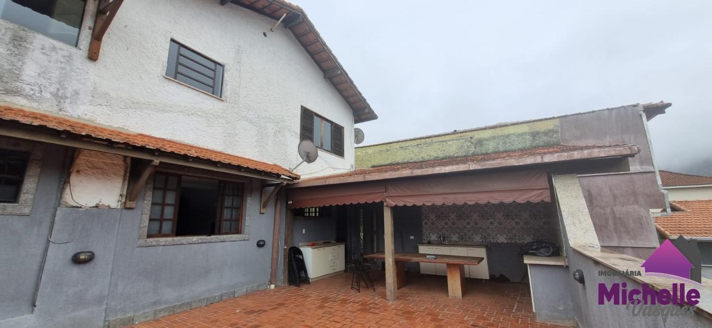 Casa à venda com 3 quartos, 450m² - Foto 21