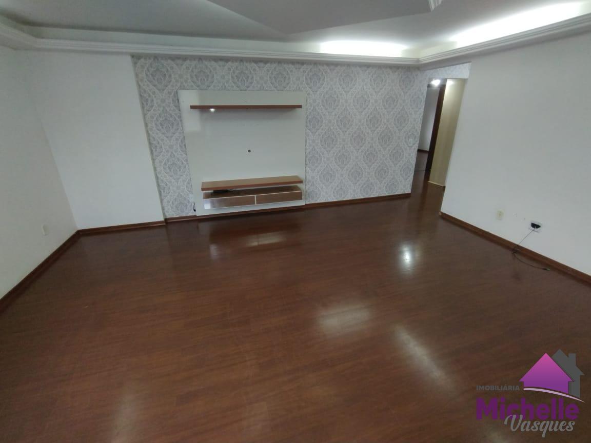 Apartamento para alugar com 3 quartos - Foto 1